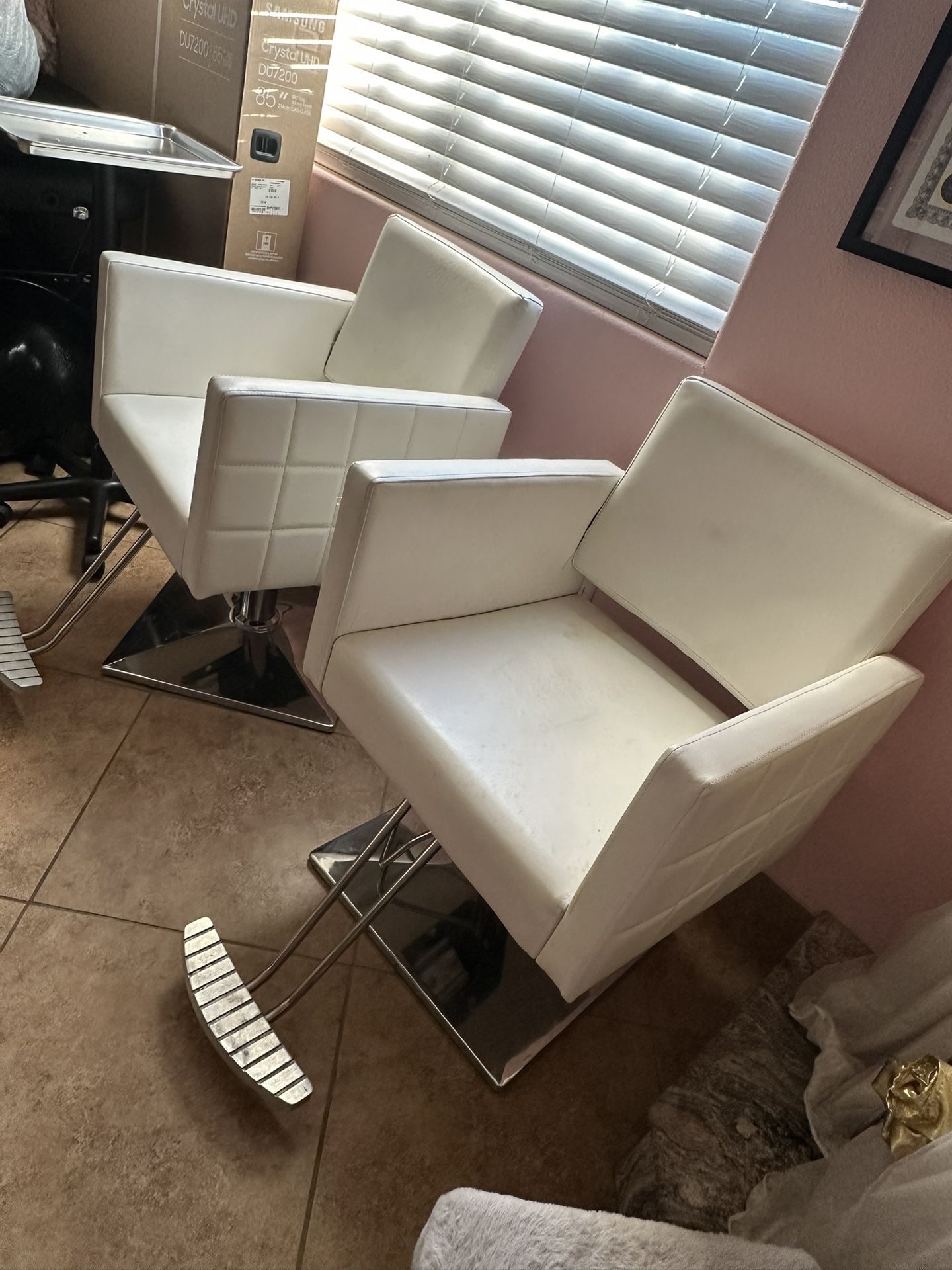 Set Of 2 White Chairs