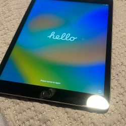 9th Gen iPad 64 GB