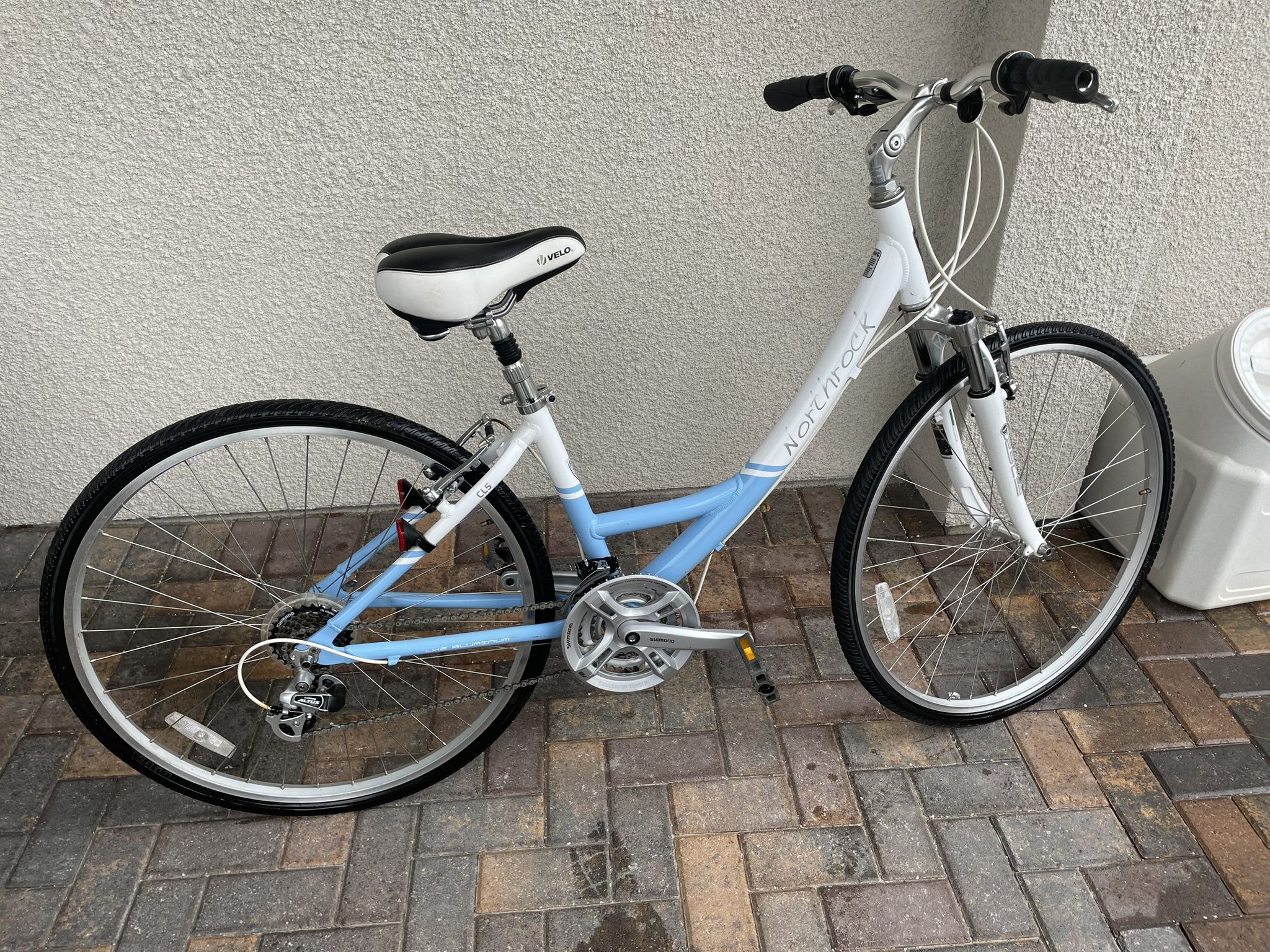 Diamondback Northrock Men s alluminio Hybrid