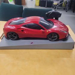 MAISTO TECH 82133 R/C FERRARI 488 GTB