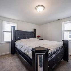 Dresser, Chase, Head Board, Foot Board 