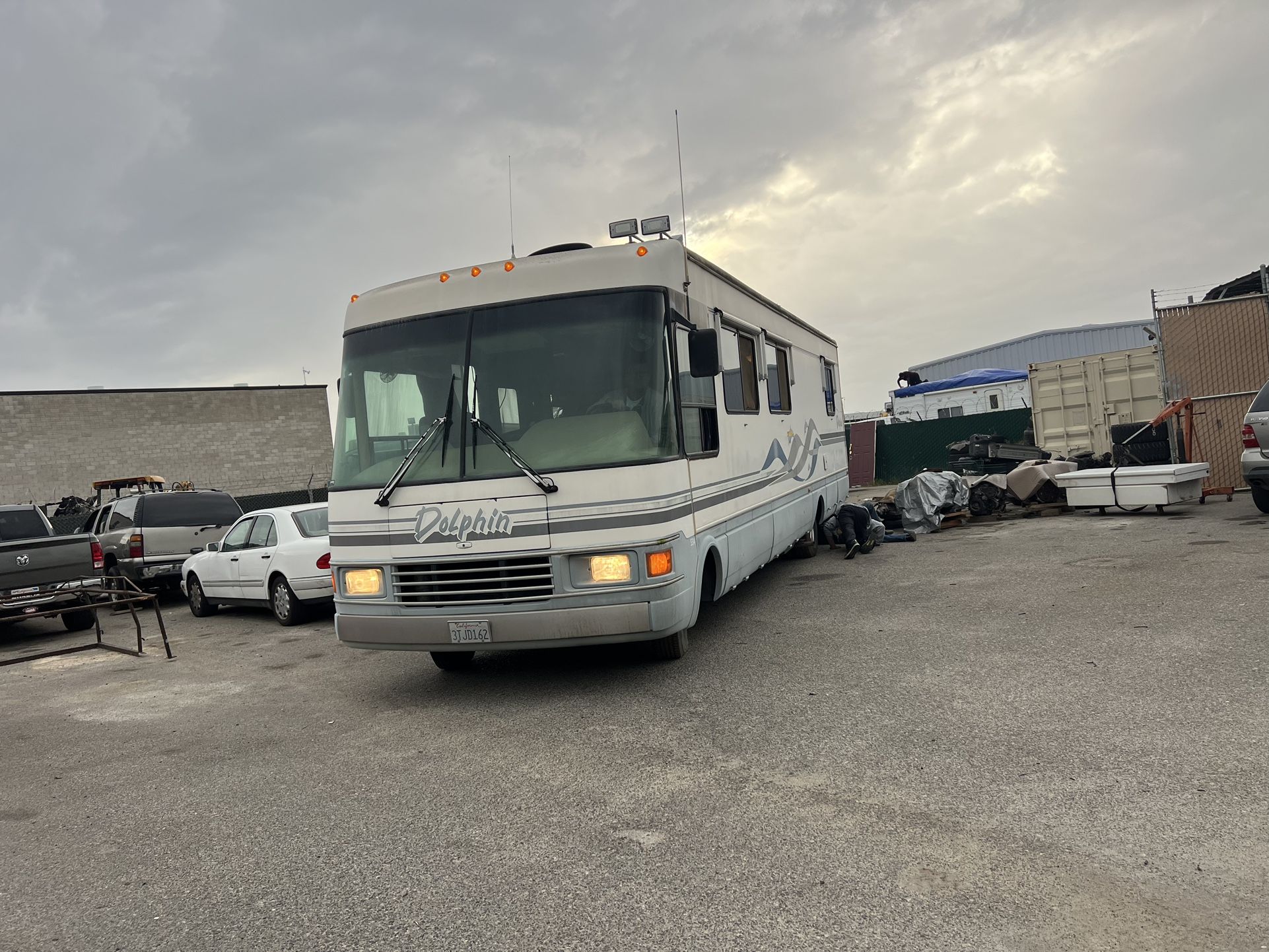 1996 Dolphin 🐬 40’ Rv Runs And Drives W Generator