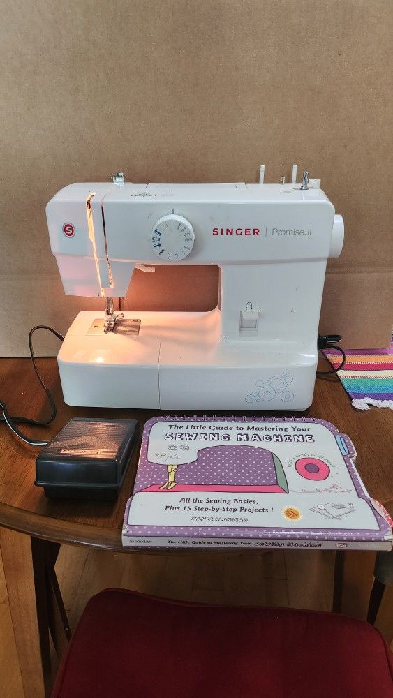 Singer Sewing Machine