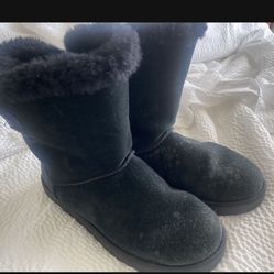 UGG BOOTS