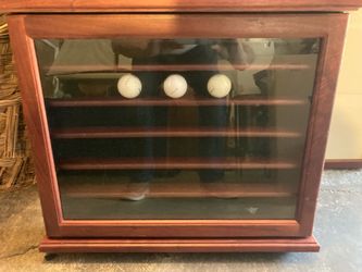 Golf Ball display