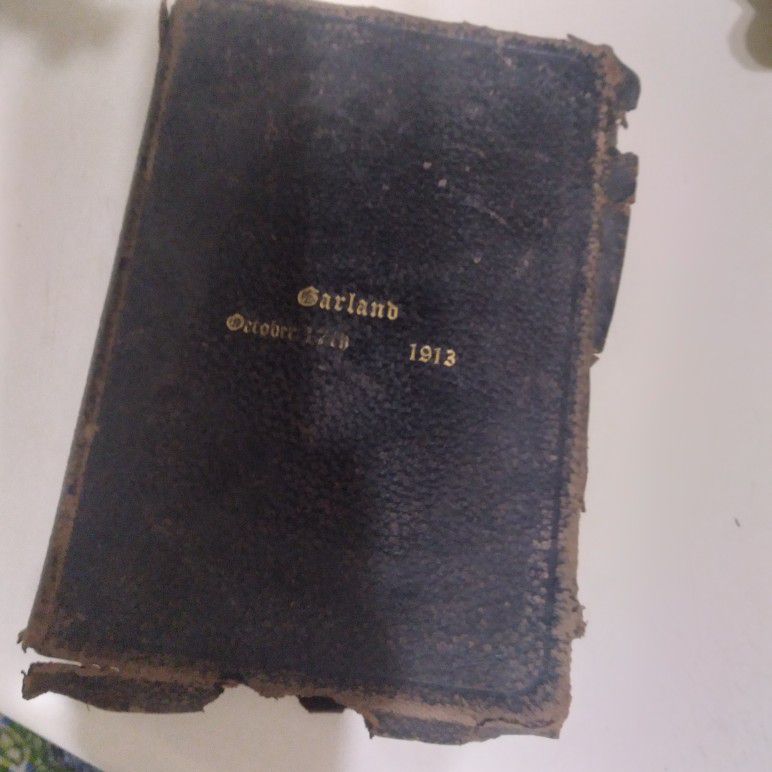 1898 Holy Bible