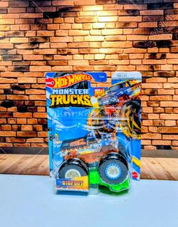 Hot Wheels Monster Trucks 1/64 Bigfoot Mash & Crash