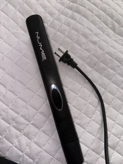 NuMe Flat Iron