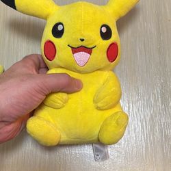 Pokemon Plush Pikachu 