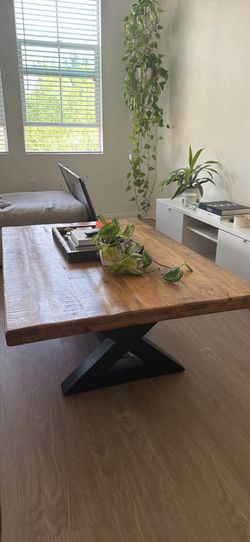 Ashley Furniture Coffee Table