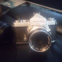 Vintage Nikkormat Nikon Camera With Telephoto Lens