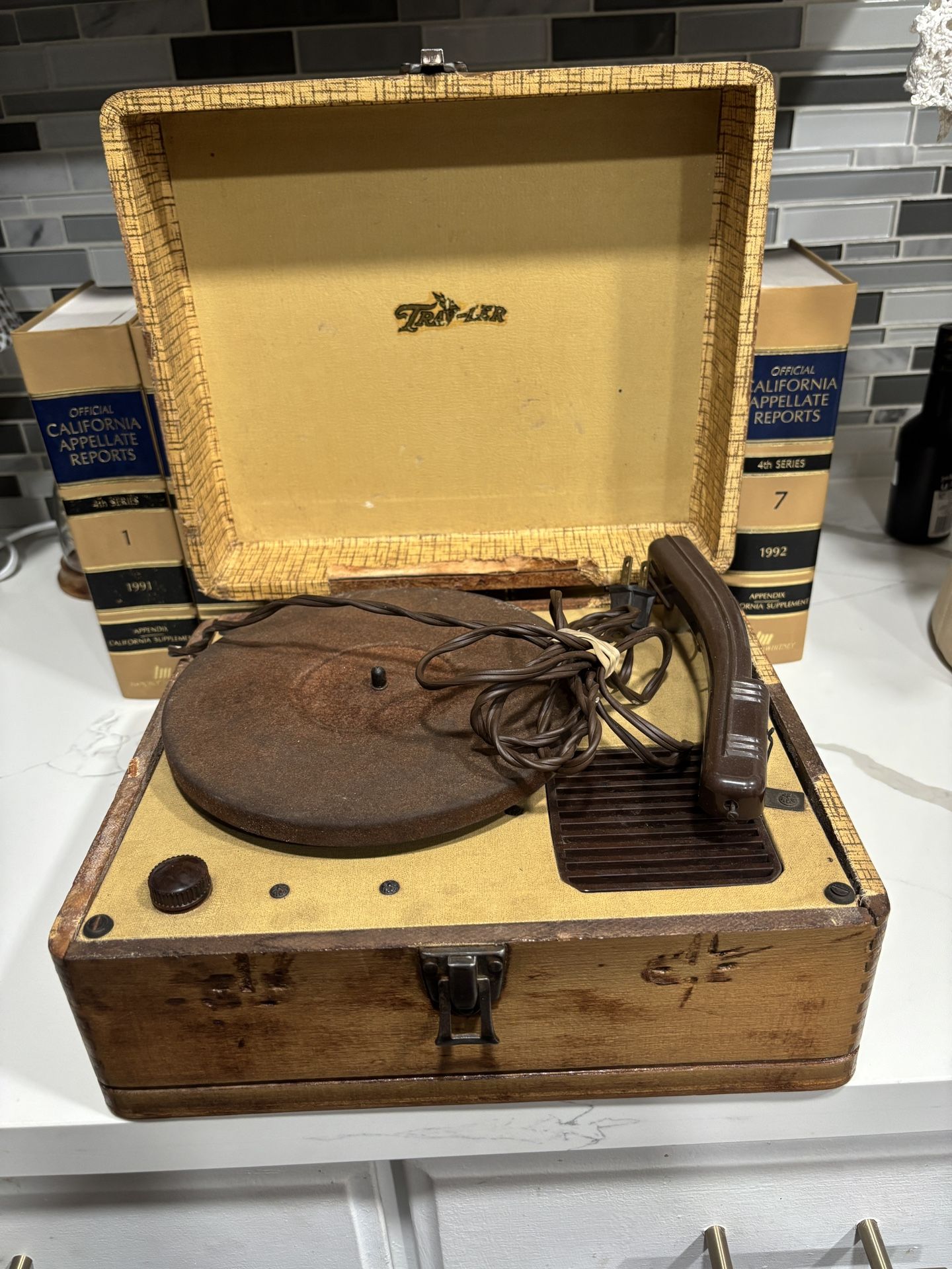 Vintage Travler Portable Record Player