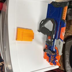 nerf elite Crossbolt + clip