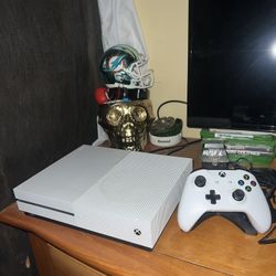 Xbox One White