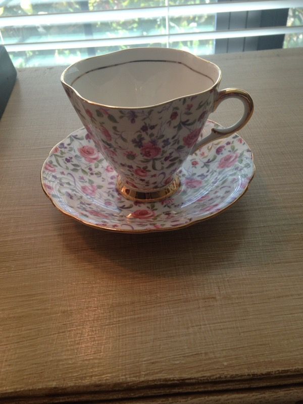 Vintage Clarence Rosebud Chintz Cup/Saucer
