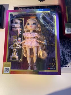 Rainbow High Victoria Whitman Doll Rainbow Series 5, MGA Entertainment