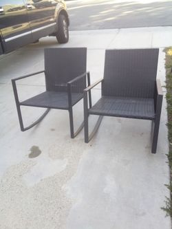 Display model patio chairs outdoor patio chairs patio rocking chairs used as a display 🆕