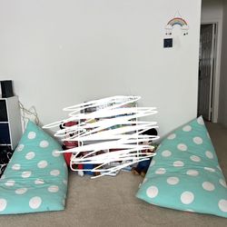 2 Big Heavy Floor Pillows For reading Kids The Covers Cand Be Washable Need Them Gone ASAP 15 $ Both