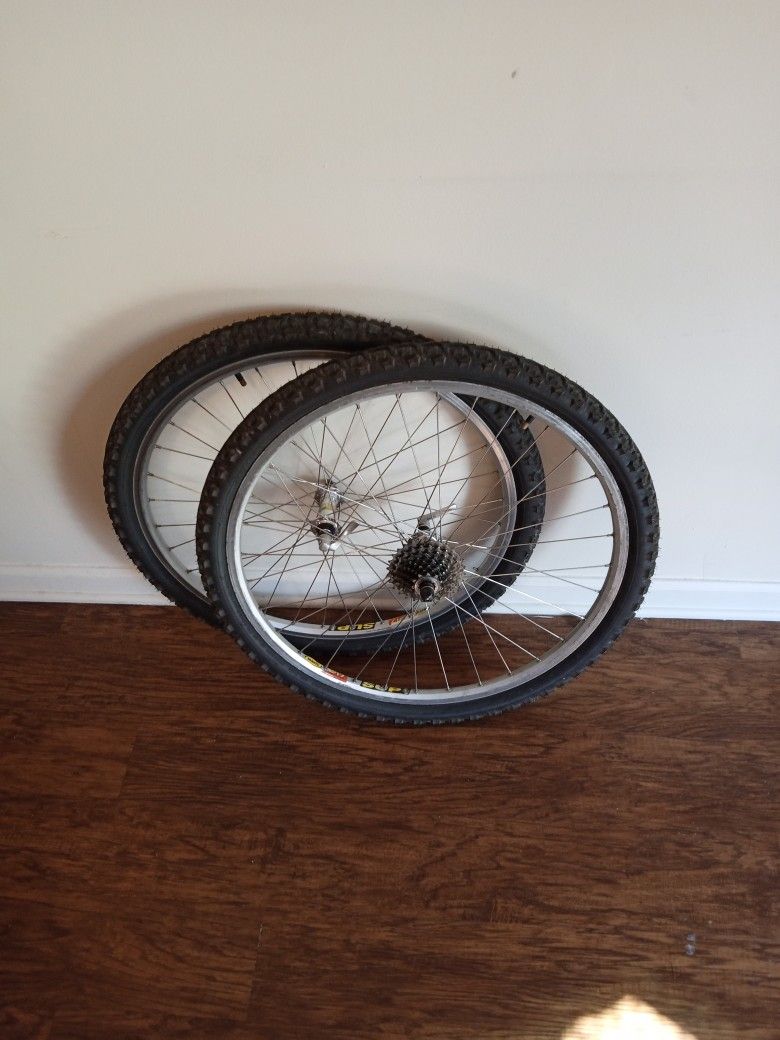 Parallax/HB-M738 & Deore Xt FH-m737 26 Inch Rims