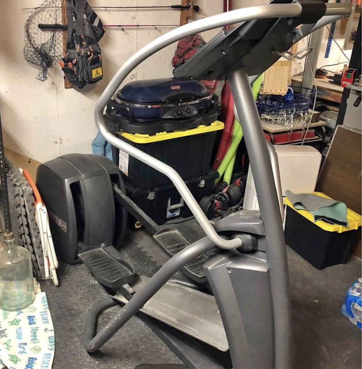 Precor EFX 5.21i Elliptical