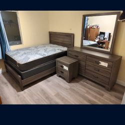 Super Deal 
6 Pcs Bedroom Set 
Grey or Brown 
Bed, 1 Night, Dresser, Mirror, Matt & Boxspring 
Queen: $698
Twin: $668
Full: $679
King: $889
+ Tax
FREE