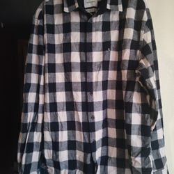 Women's Plaid Button Up Shirt