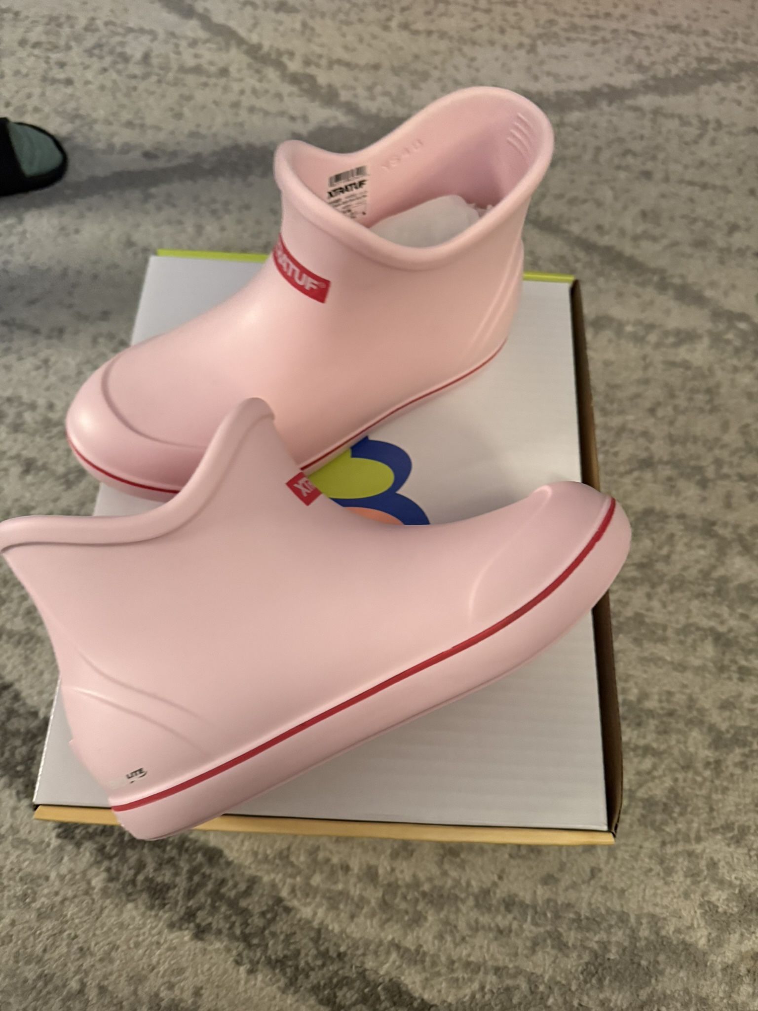 XtraTuf Rain/snow Boots NEW 11 Youth