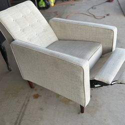Modern Recliner 