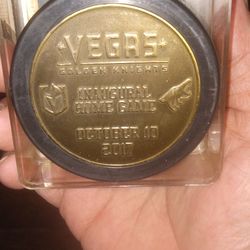 Highend Christmas Rare Collector Very 1st Annugural Las Vegas Golden Knight's Bronze Puck Deal