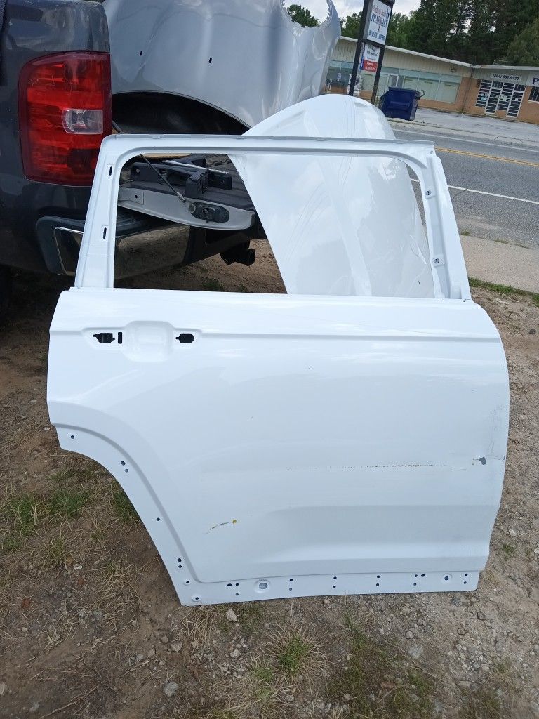 2023 Jeep Grand Cherokee Passenger Side Rear Door OEM Part Only