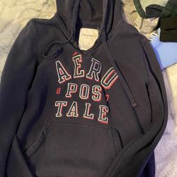 Aeropostale Navy sweatshirt 
