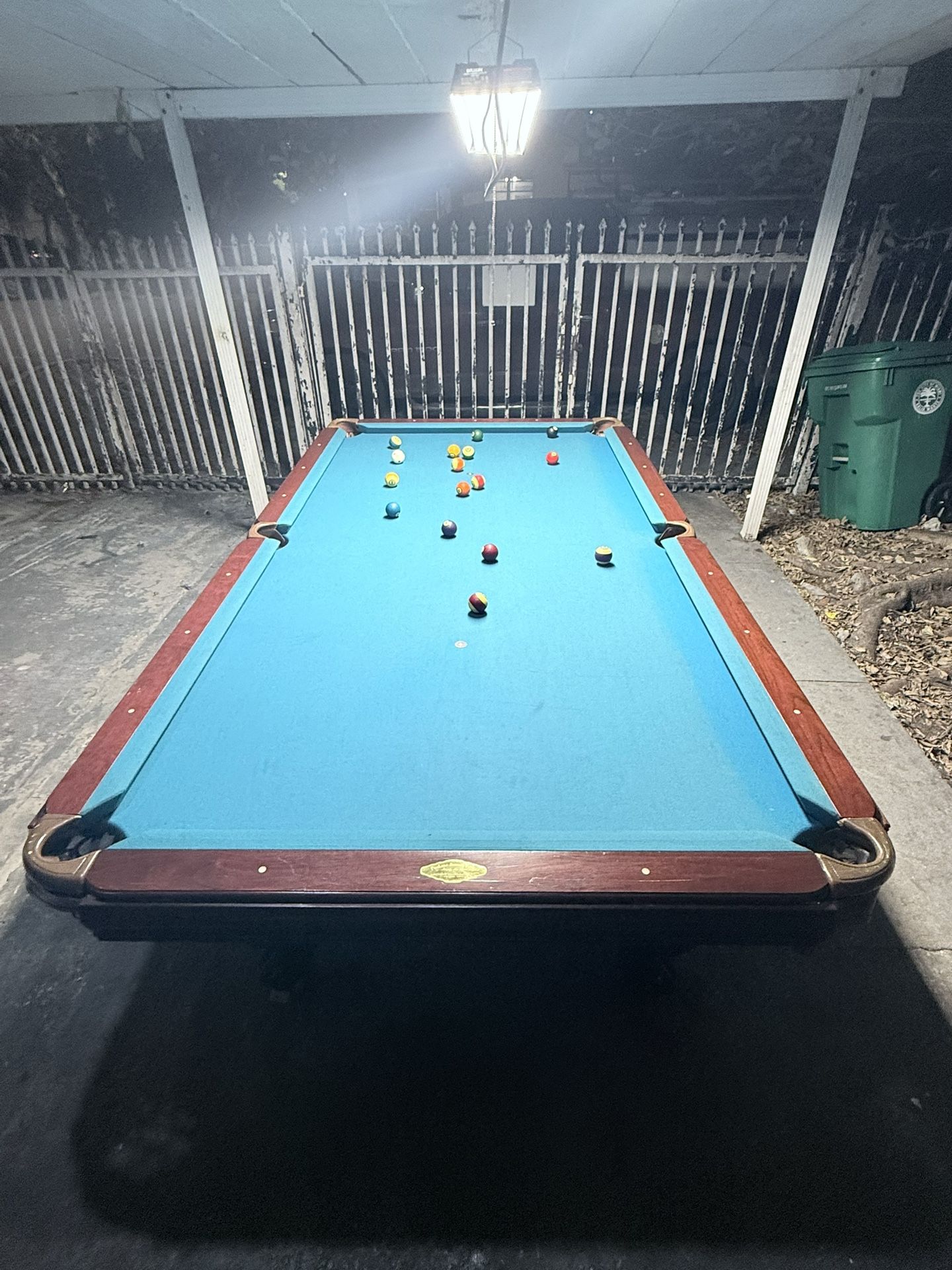9 Ft Pool Table 