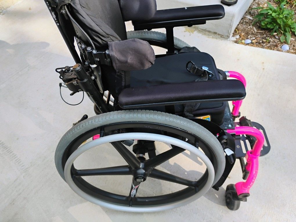 Used Kid's Permonil-Tilite Twist Wheelchair