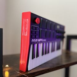 Brand New Akai MPK Mini MIDI Keyboard