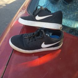 Nike 6.5