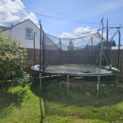 14' Trampoline 