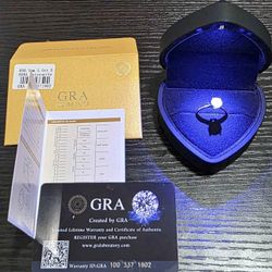   Moissanite Engagement Rings