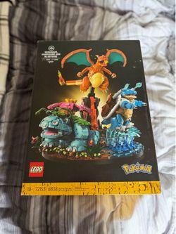 Lego Pokémon Venusaur, charizard, and blastoise