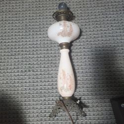 Antique GWTW 3 Tier Oil Lamp Light
