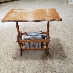 Vintage Solid Wood Magazine Rack End Table, Scalloped Top