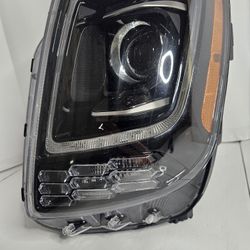 2020-2022 OEM Kia Telluride Halogen W/LED Headlight Left Driver Side