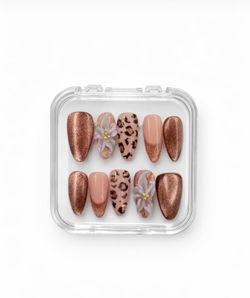 Press on nails