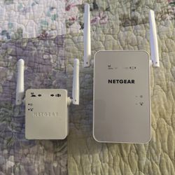 NetGear EX6150v2 — AC1200 WiFi Mesh Extender and NetGear Universal WiFi Range Extender WN3000RPv3
