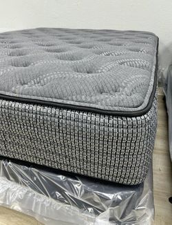 NEW MATTRESSES ❤️