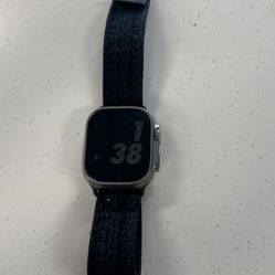 Apple Watch Ultra 1