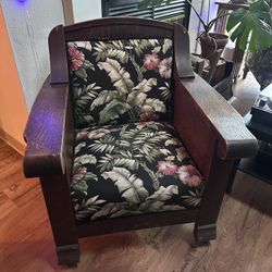 Kroehler Classic Collectable Antique chair