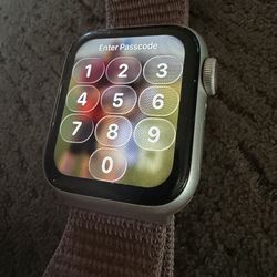 Iwatch SE 40mm