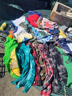 Size 5 some 4/5 boys clothes