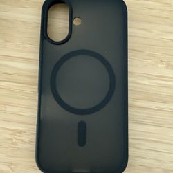 Magnetic Case for iPhone 16