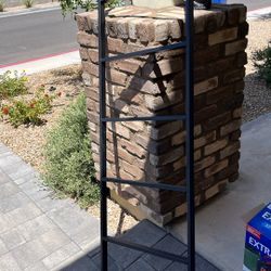 Black Blanket Rack 